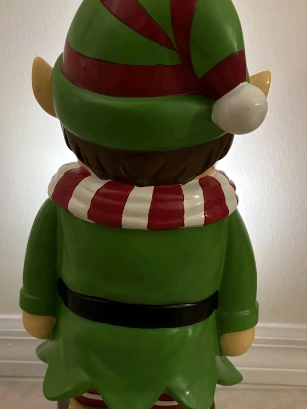 Plow & Hearth Lighted Twinkling Holiday Elf Boy Statue 18